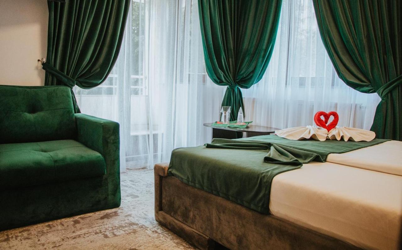 Hotel Vila Calimanel Vatra Dornei Zewnętrze zdjęcie